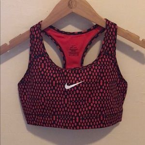 Nike Dri Fit Sports Bra - M